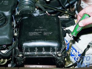 Замена корпуса воздушного фильтра