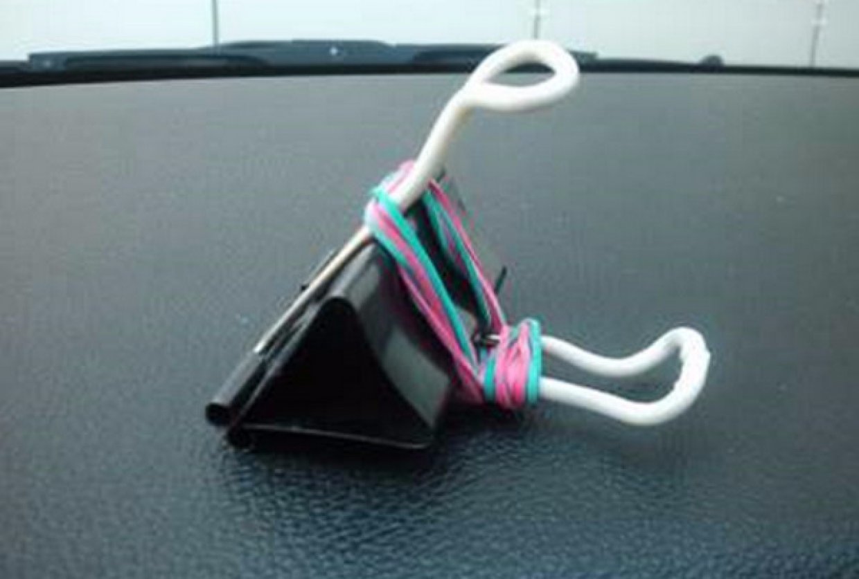 Канцелярский зажим