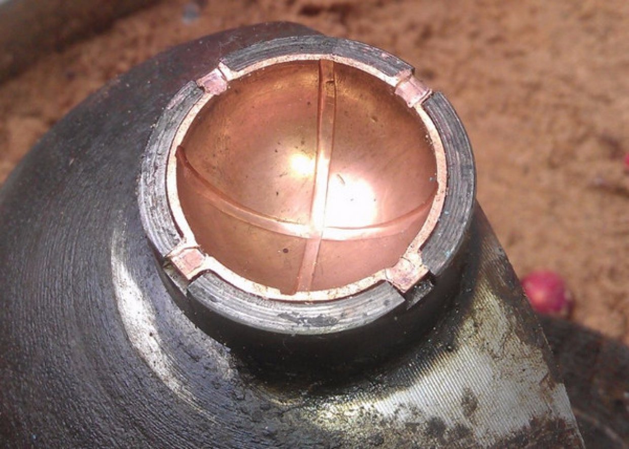 Шкворни з бронзовыми вкладками