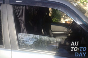 Шторки на передние стекла