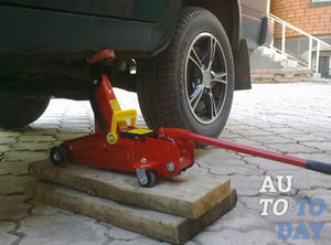 Подкатной домкрат Подкатной домкрат