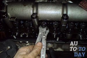 Стучат клапана Стучат клапана