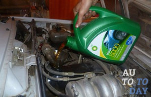 Заливаем масло