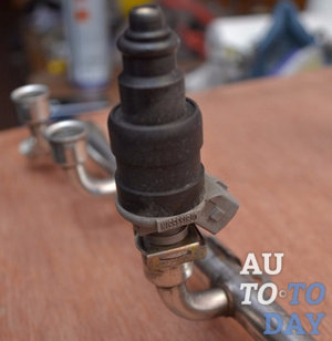 Топливная форсунка Топливная форсунка