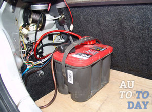 Дополнительный аккумулятор Дополнительный аккумулятор