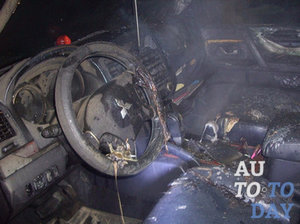 Обгоревшая обшивка