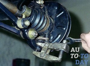 Съемник шаровых опор Съемник шаровых опор