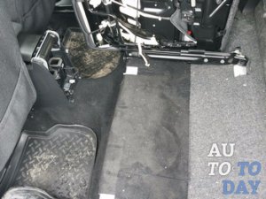 Демонтаж сидений Демонтаж сидений