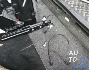 Разводим её в разные стороны к подогревам Разводим её в разные стороны к подогревам