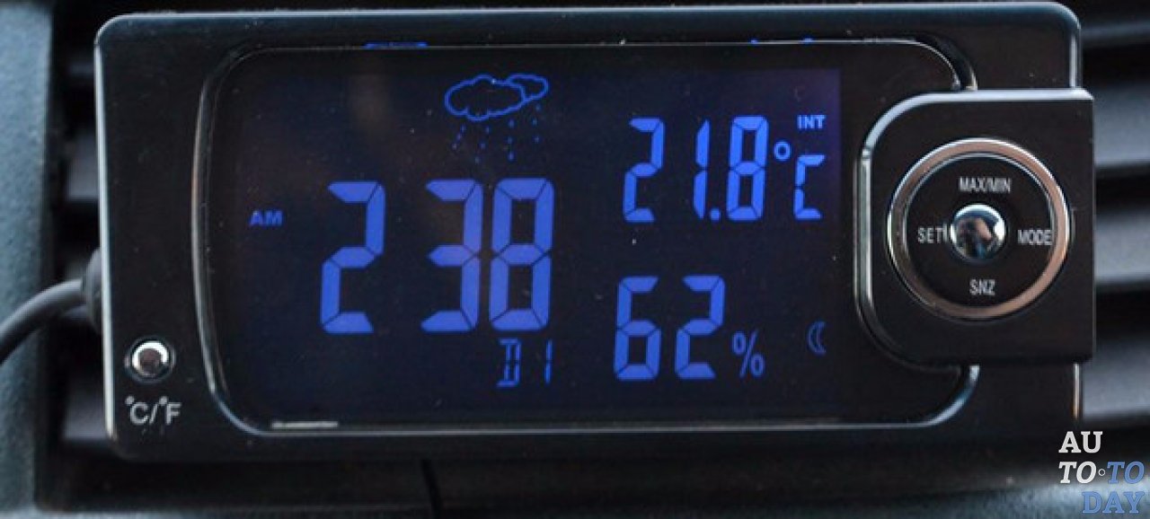 Как настроить термометр с часами. Автомобильный термометр Quantoom QS-02. Автомобильный термометр Quantoom QS 06. Цифровой автомобильный термометр pt-6 -40. Термометр двухзонный с выносным датчиком.