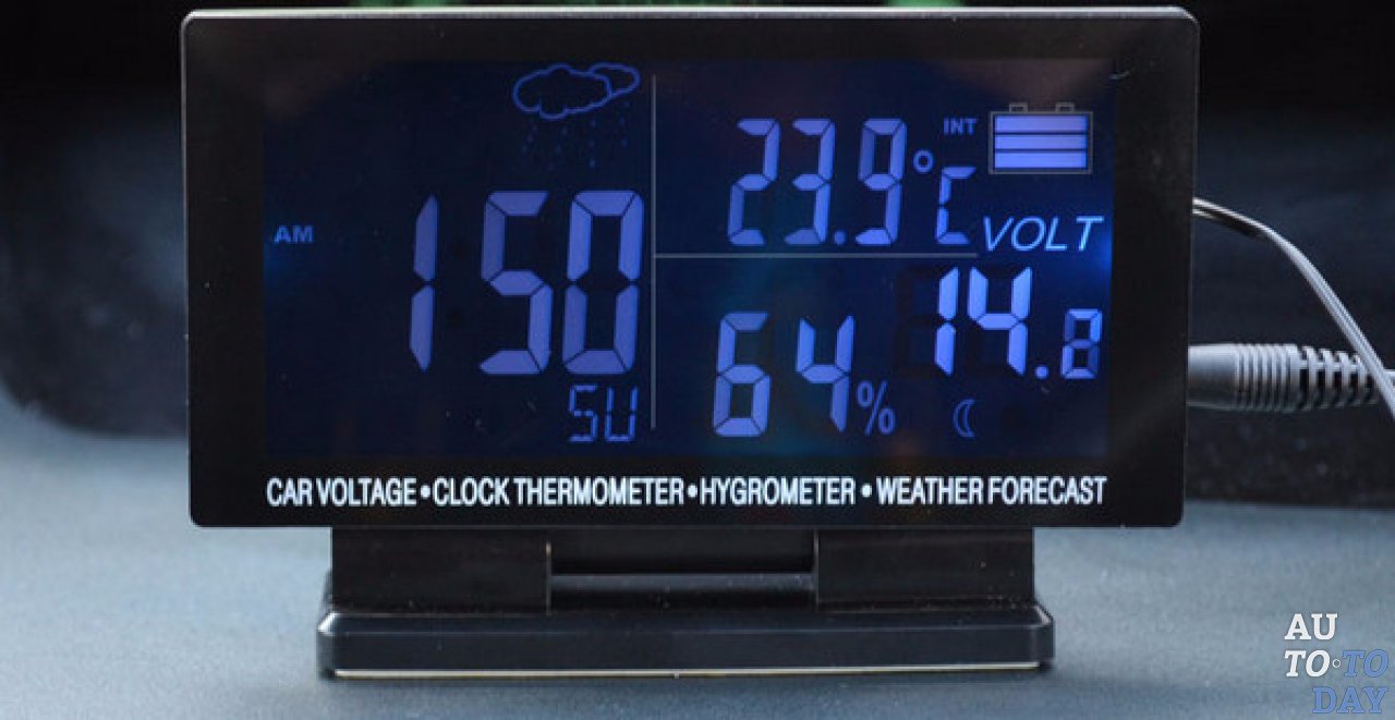 Как настроить термометр с часами. Автомобильный термометр Quantoom QS-02. Автомобильный термометр с выносным датчиком 12 вольт. Термометр с 3 выносными датчиками. Термометр Quantoom.