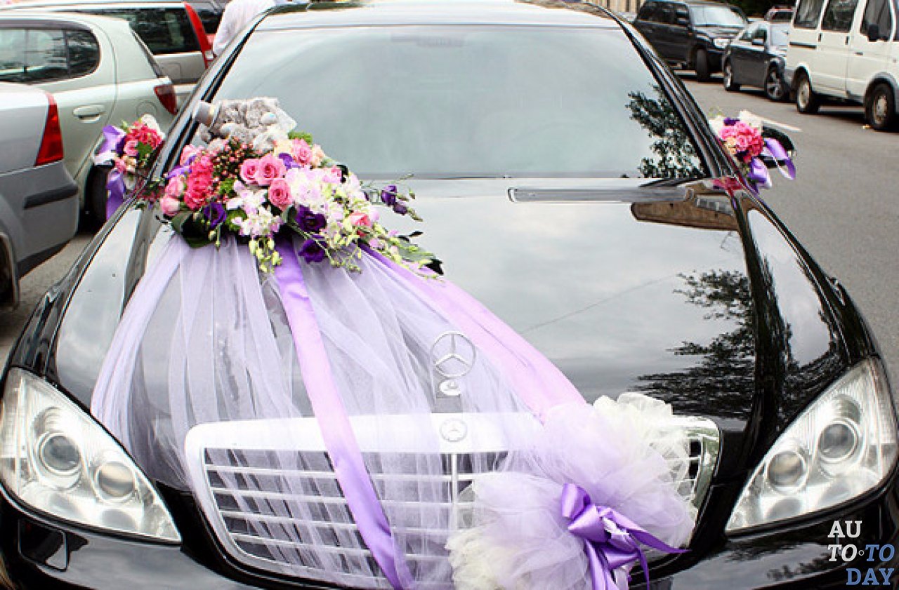 Как украсить машину на свадьбу своими руками? Украшение свадебных машин
