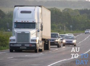 Обгон грузовиков