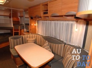 Трейлер внутри Трейлер внутри