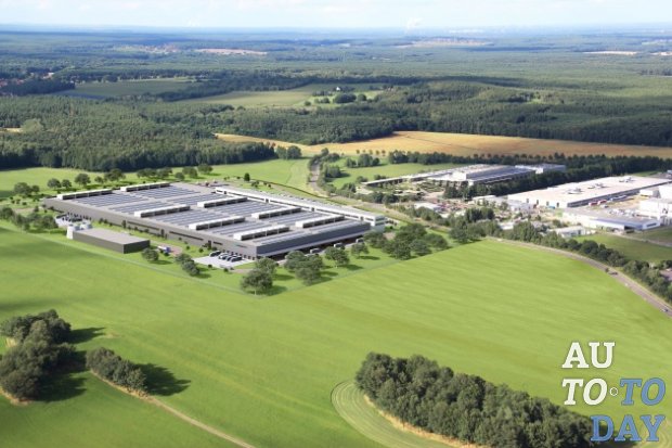Mercedes-Benz строит второй завод по производству батарей для электромобилей