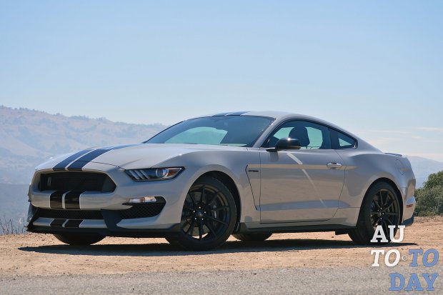 Ford отзывает 8000 купе Shelby GT350 Mustang из-за негерметичных маслопроводов