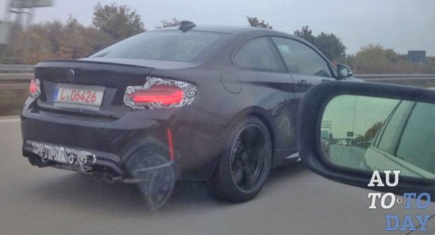 Обновленный BMW M2 вышел на дороги общего пользования