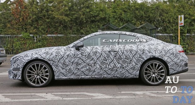 Mercedes-Benz готовится представить новое купе E-Class в Детройте