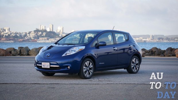 Nissan обещает построить бесплатные зарядки для электромобилей