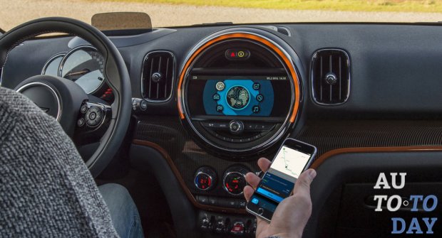Приложение от MINI научит водителя правильно объезжать пробки