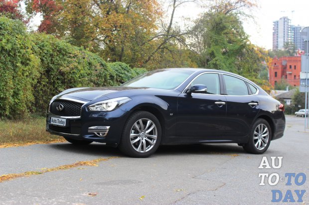 Тест-драйв полноприводного Infiniti Q70: Восточный ветер перемен