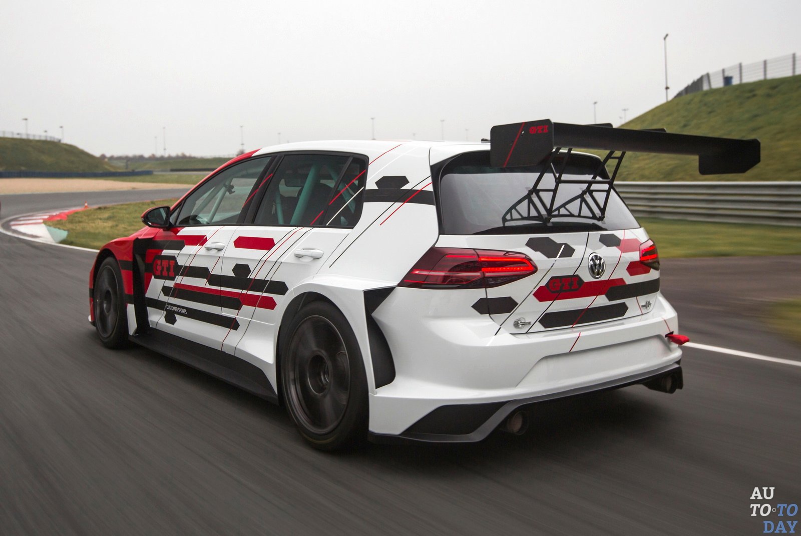 Tcr в машине