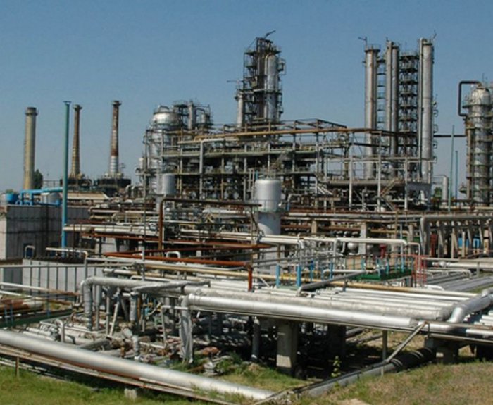 Кременчуг нефтеперерабатывающий завод. Кременчуг НПЗ. Кременчугский НПЗ авт. Кременчугский НПЗ фото. Шебелинский нефтеперерабатывающий завод на карте.