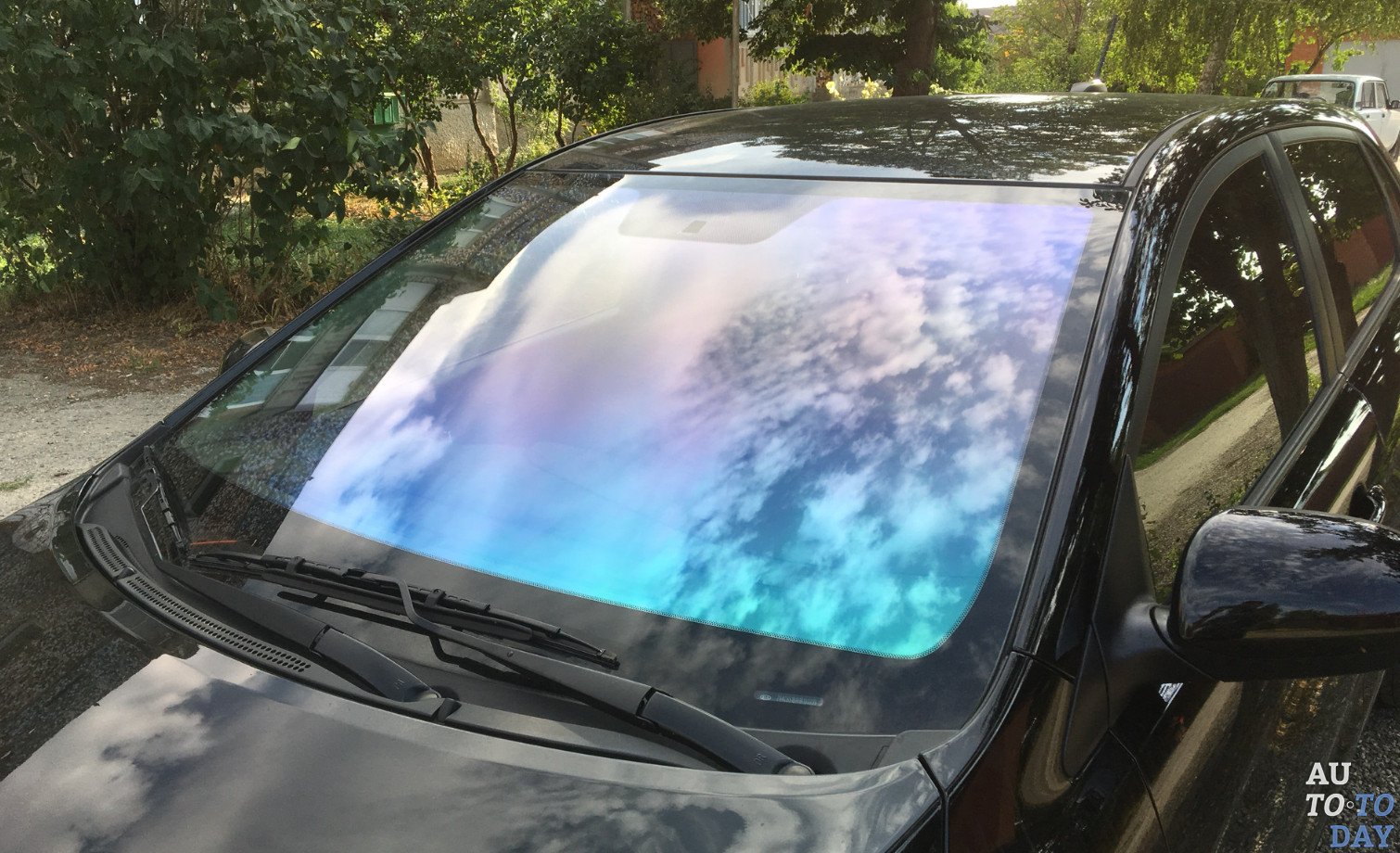 Тонировка «хамелеон» по ГОСТу на лобовое стекло: разрешена или нет ...