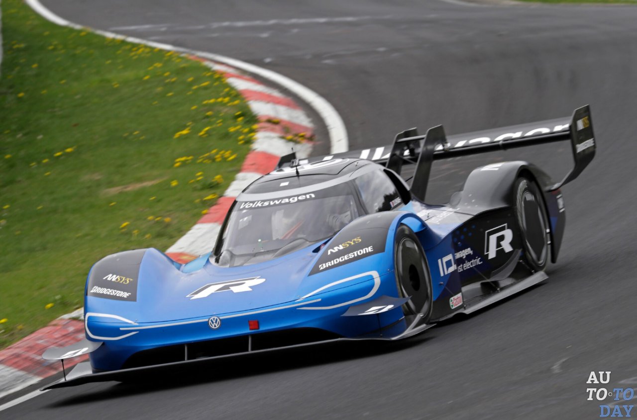 Volkswagen ID.R устанавливает новый рекорд в Гудвуде