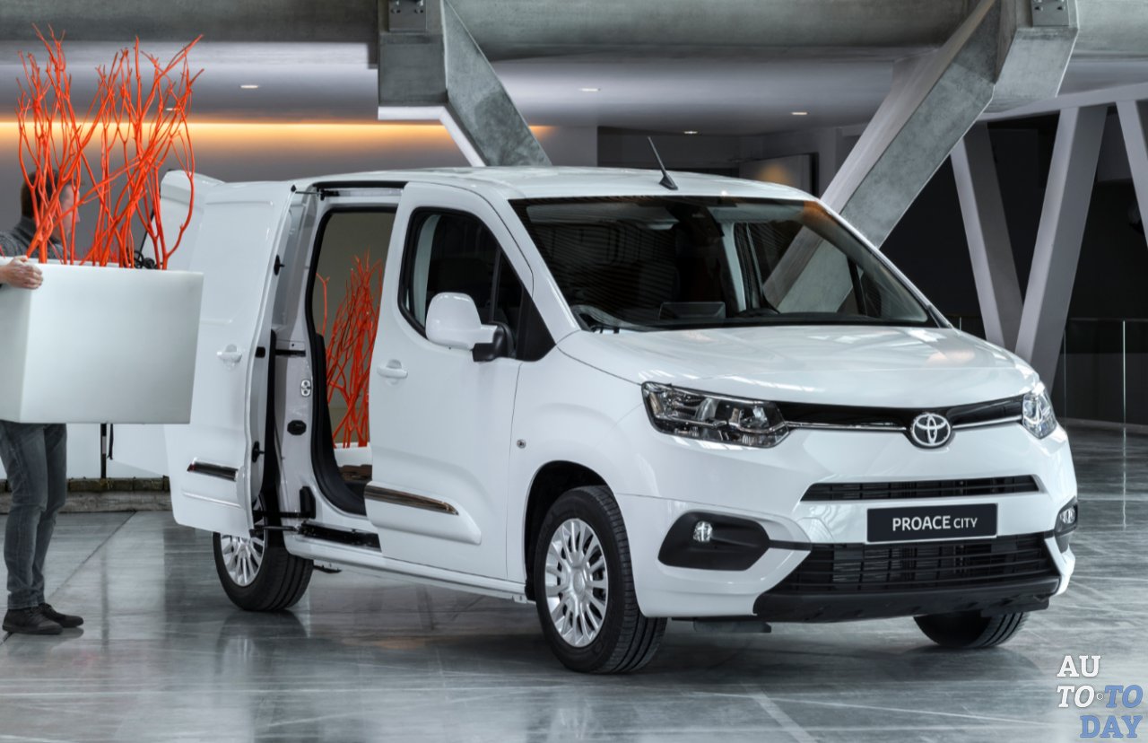 Toyota Proace и Proace City получат полностью электрические версии в 2020 и 2021 годах