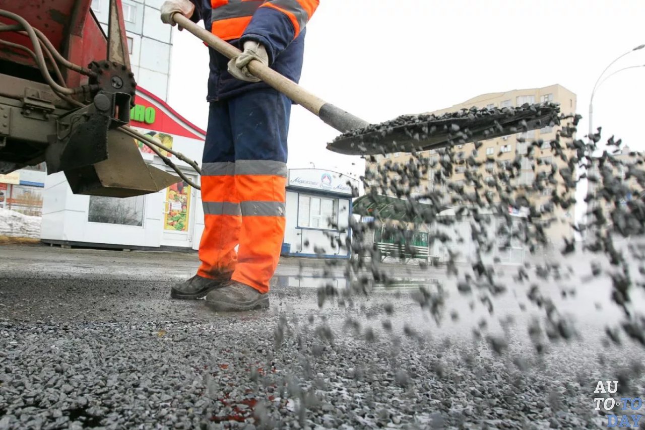 Депутаты хотят разрешить местным советам финансировать ремонт дорог государственного значения Депутаты хотят разрешить местным советам финансировать ремонт дорог государственного значения