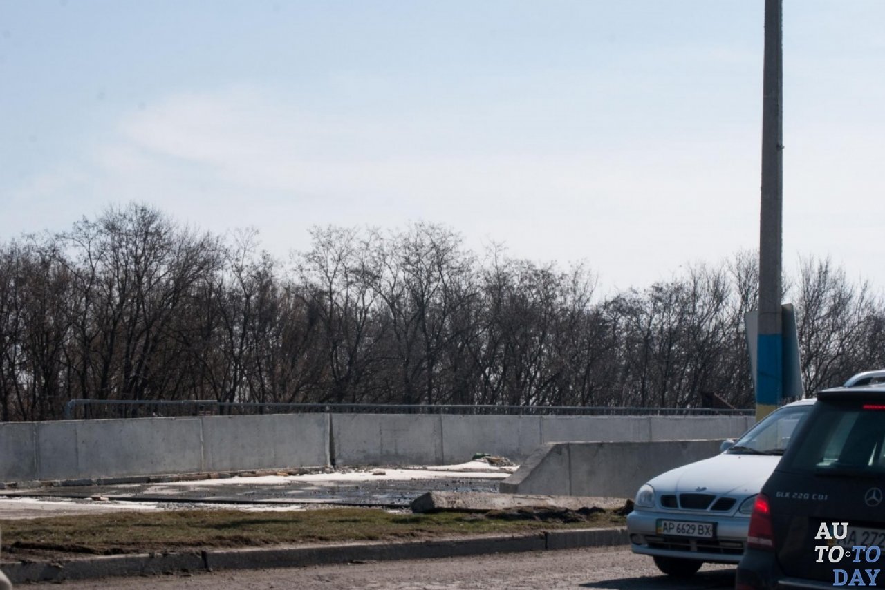 В Запорожье после ремонта подходов открыли движение по мосту в Шевченковском районе В Запорожье после ремонта подходов открыли движение по мосту в Шевченковском районе