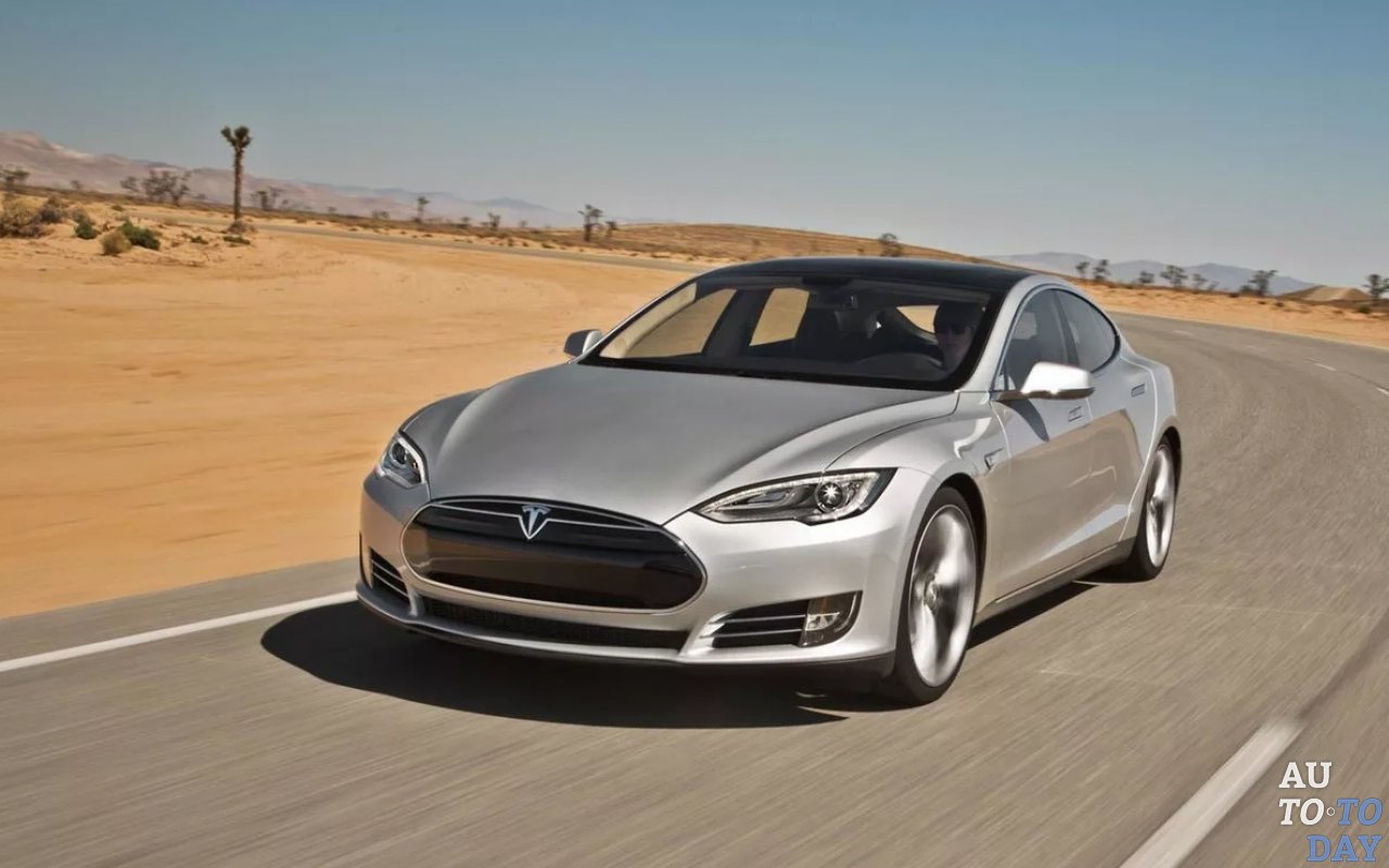 Tesla увеличит стоимость пакета автопилота на 1000 долларов Tesla увеличит стоимость пакета автопилота на 1000 долларов