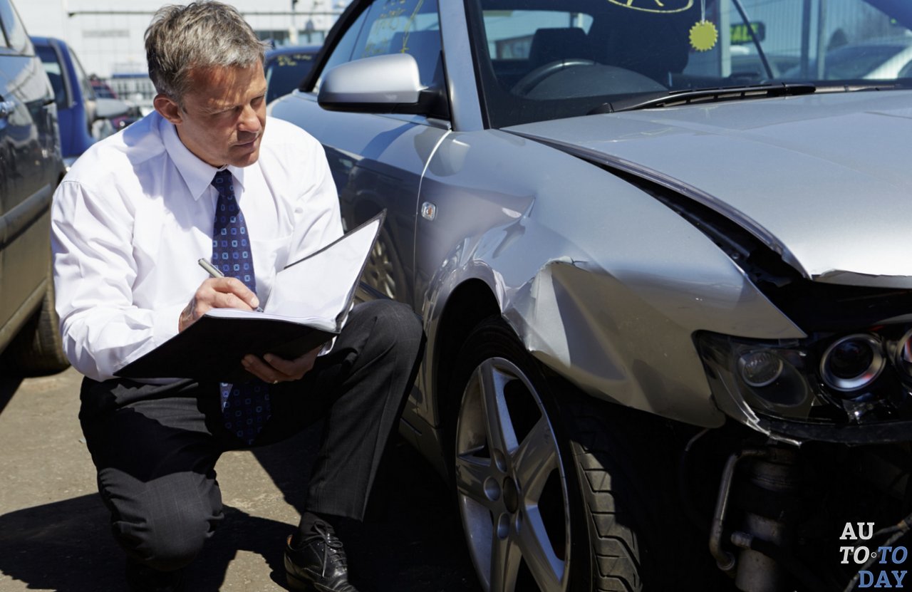 Выездная экспертиза для автомобиля Выездная экспертиза для автомобиля