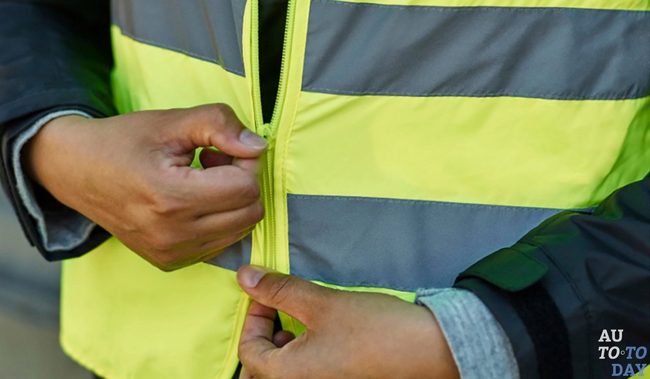 Световозвращающий жилет для водителя Световозвращающий жилет для водителя