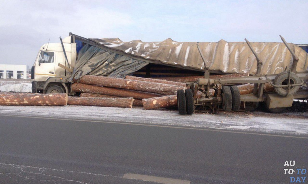 Падение груза при перевозке