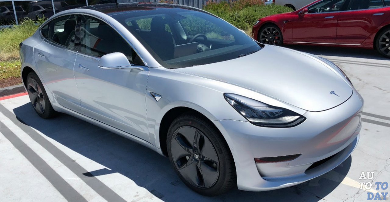 Tesla Model 3 Long Range RWD Tesla Model 3 Long Range RWD