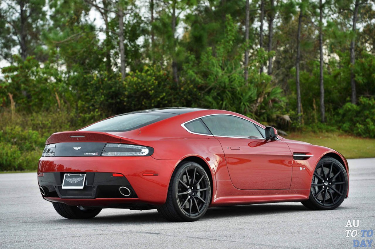 Обзор от Carsales: Aston Martin Vantage выглядит просто потрясающе Обзор от Carsales: Aston Martin Vantage выглядит просто потрясающе