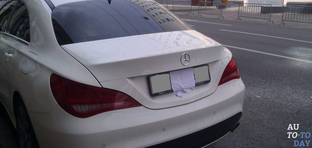 Штраф за закрытый бумажкой номер