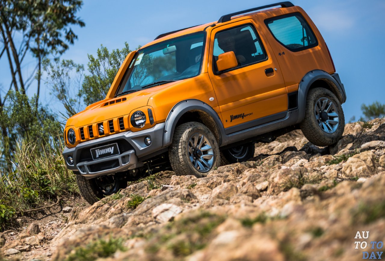 Новый Suzuki Jimny неплохо выглядит в 5-ти дверном варианте Новый Suzuki Jimny неплохо выглядит в 5-ти дверном варианте
