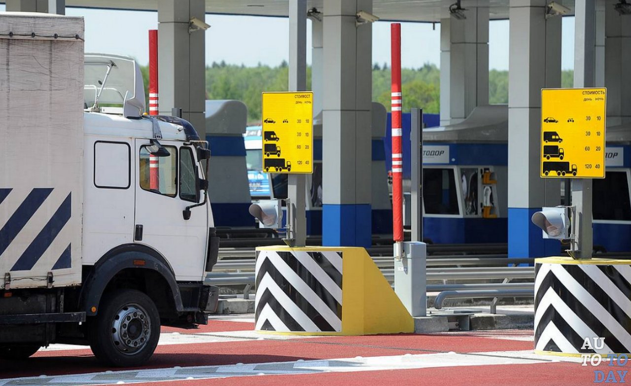 Проезд грузовиком через пропускной пункт Проезд грузовиком через пропускной пункт