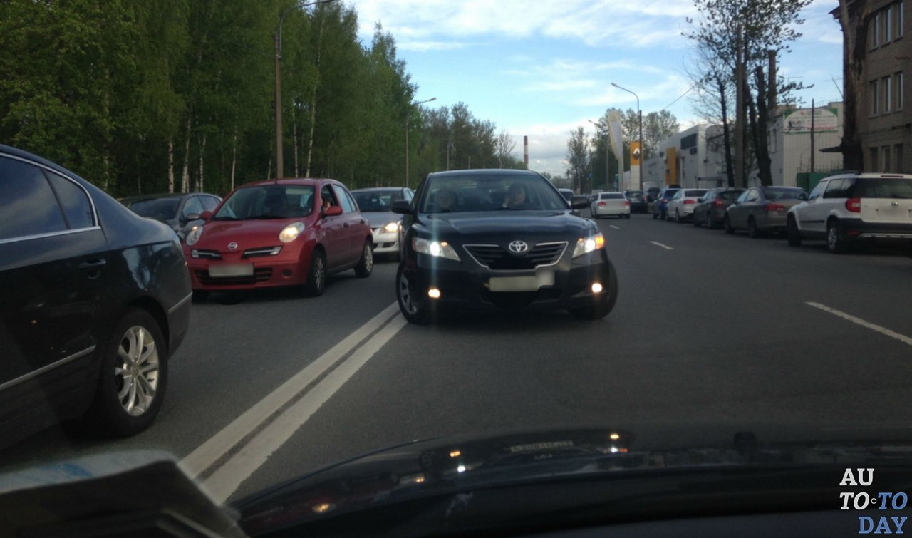 Обгон с выездом на встречную полосу