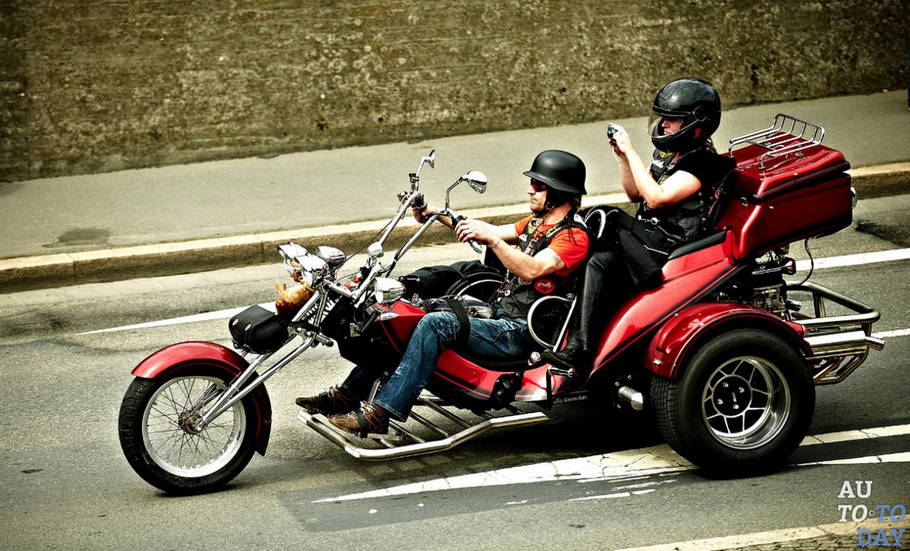 Вождение трицикла Вождение трицикла