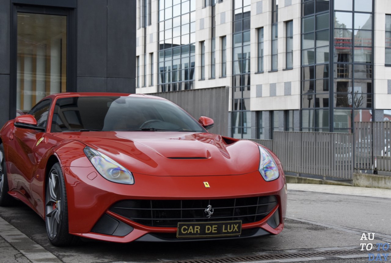 Ferrari не спешит соответствовать возрастающему спросу Ferrari не спешит соответствовать возрастающему спросу