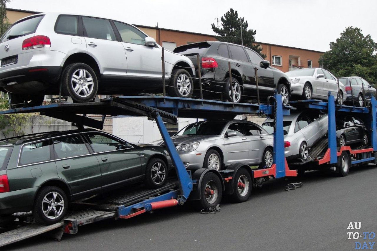 В Мининфраструктуры предлагают растаможивать автомобили, поделив их на две категории