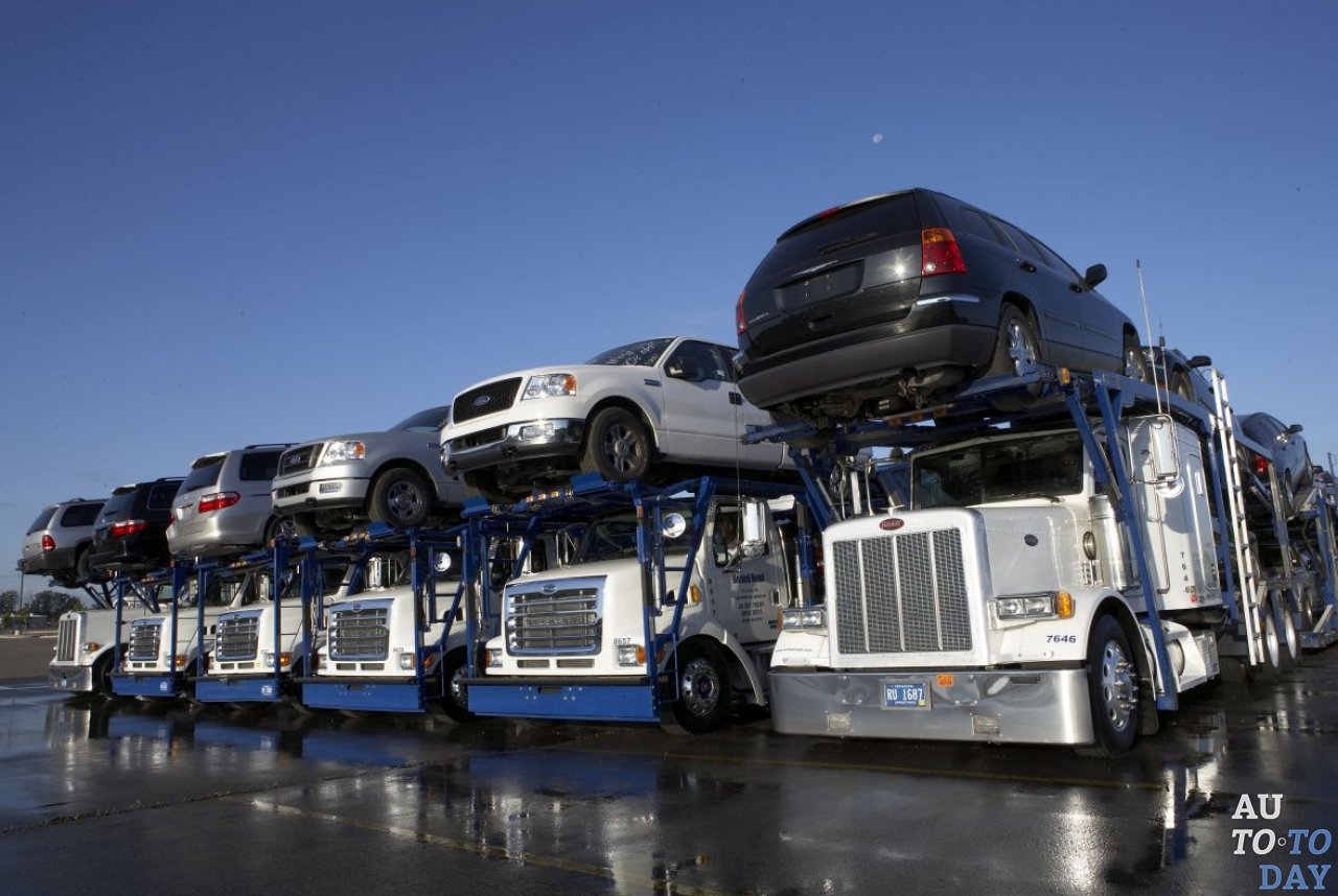 В Мининфраструктуры предлагают растаможивать автомобили, поделив их на две категории