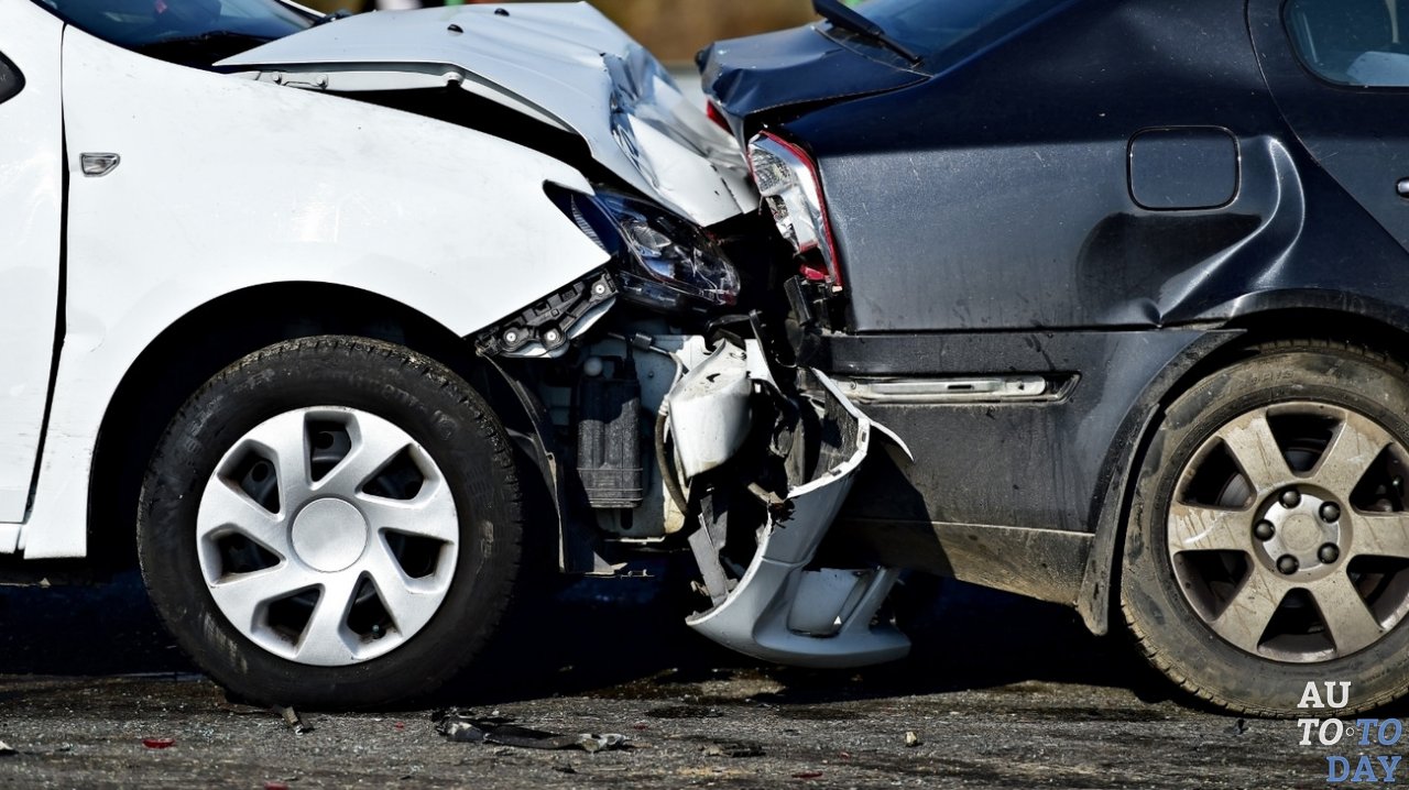 Сильное повреждение при ДТП