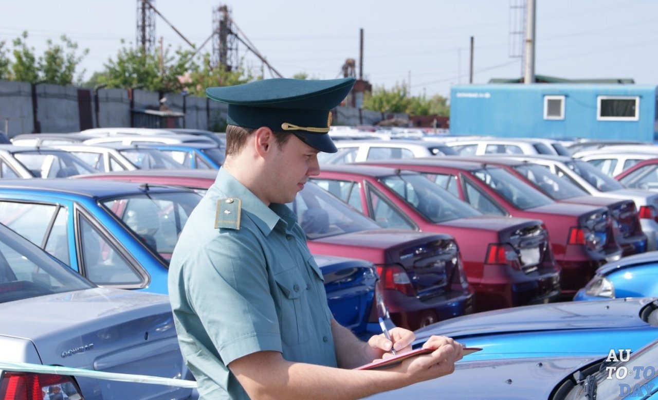 От растаможки авто за 8 месяцев 2019 года в бюджет Украины поступило в 7 раз больше денег, чем планировалось От растаможки авто за 8 месяцев 2019 года в бюджет Украины поступило в 7 раз больше денег, чем планировалось