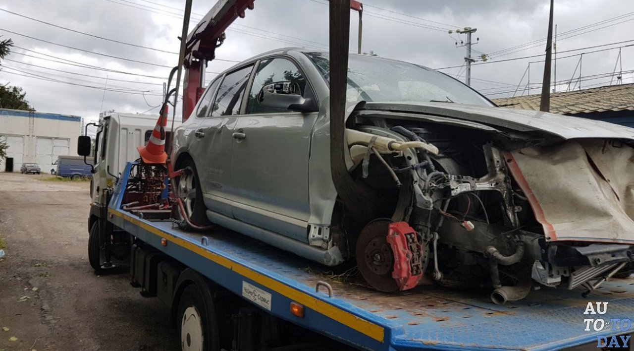 Транспортировка битого автомобиля