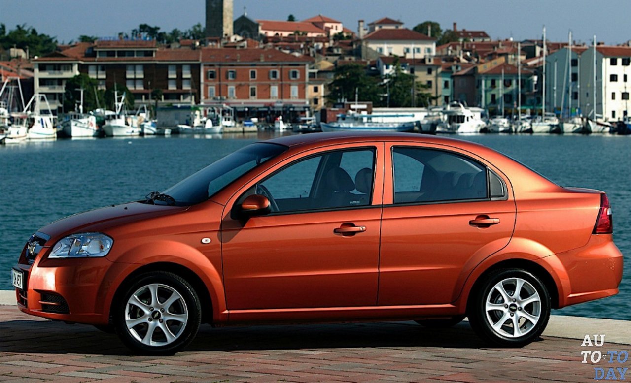 Автомобиль Chevrolet Aveo Автомобиль Chevrolet Aveo